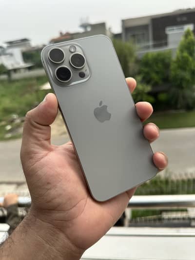 Apple iPhone 15 Pro Max | factory unlock