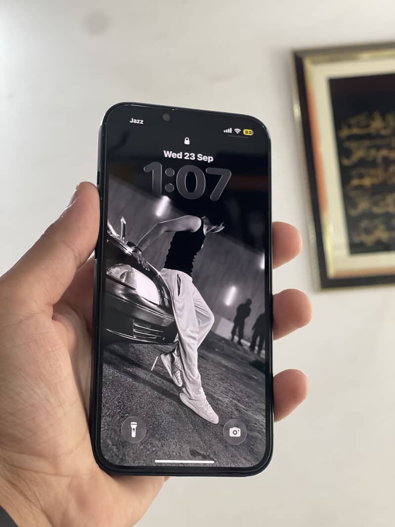 Apple iPhone 13 7
