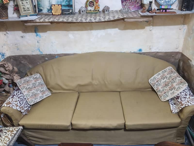 Sofa (Old Style) 1