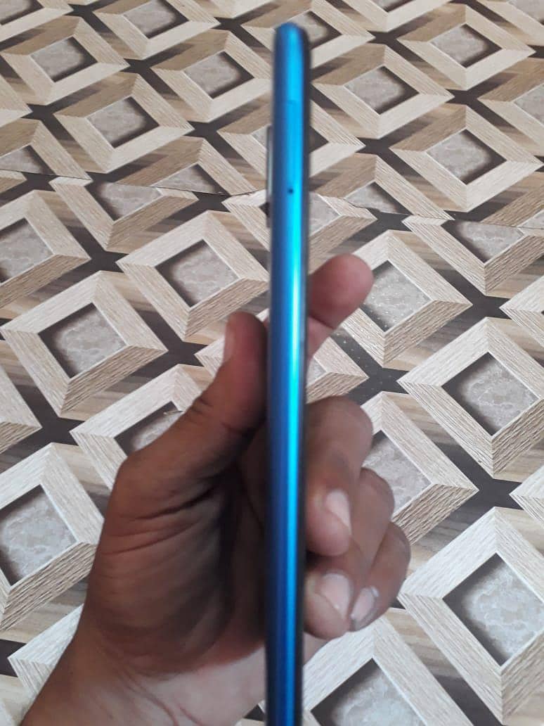 OPPO E16e  4+1/64 1