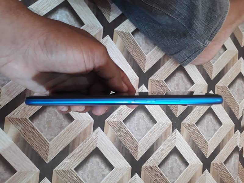 OPPO E16e  4+1/64 3