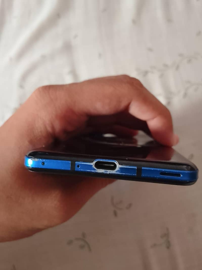 Sharp Aquos R5G 2