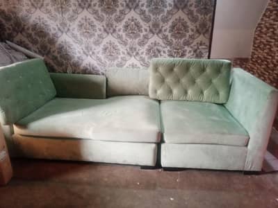 L shaped sofa km bed one month used what's app number 03140443990