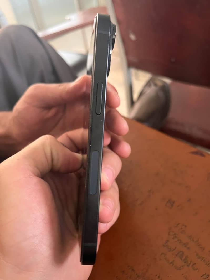 Apple iPhone 14 2