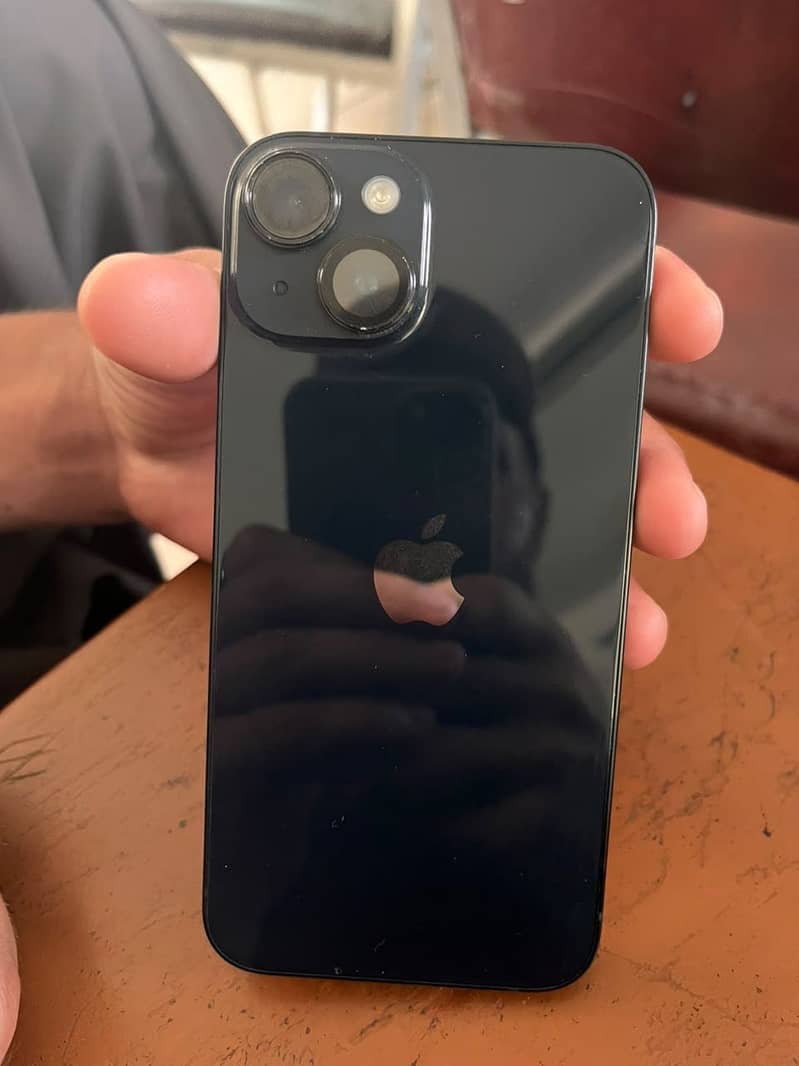 Apple iPhone 14 3