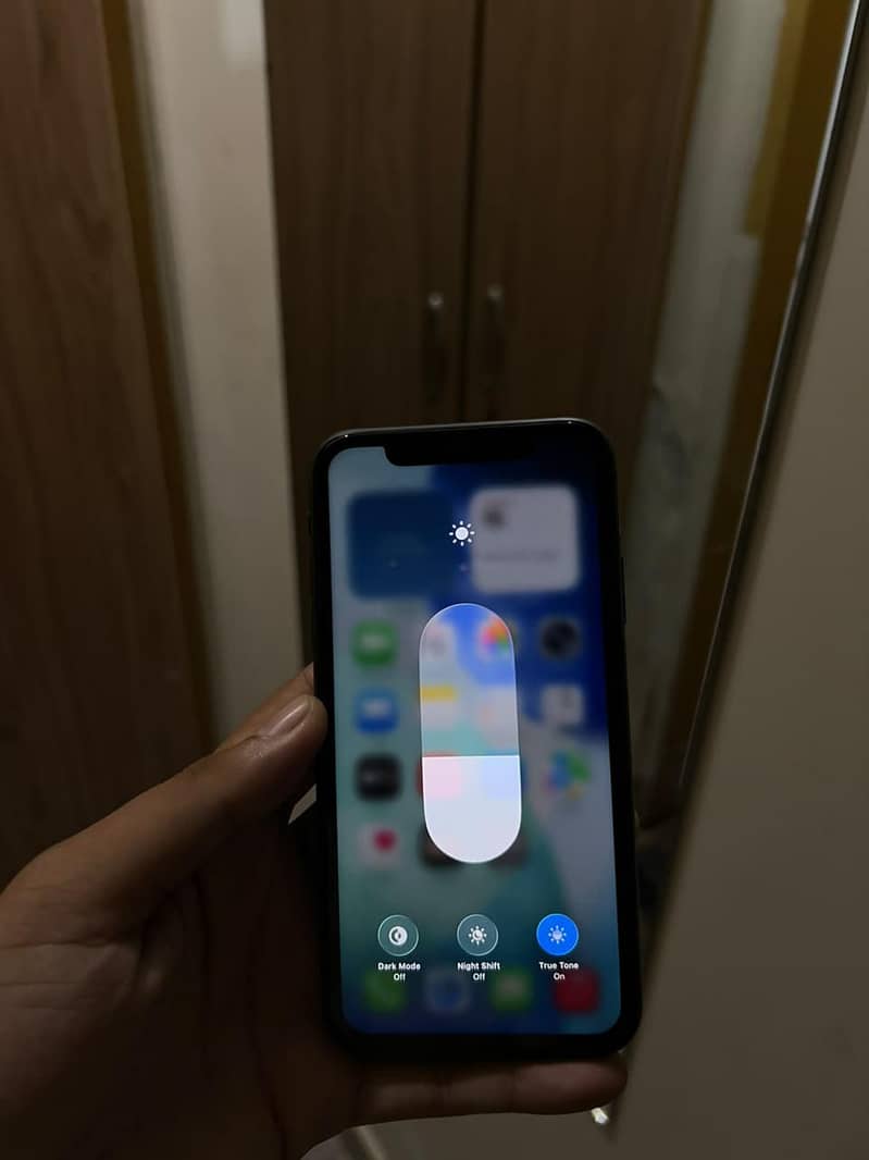 Apple iPhone 11 5