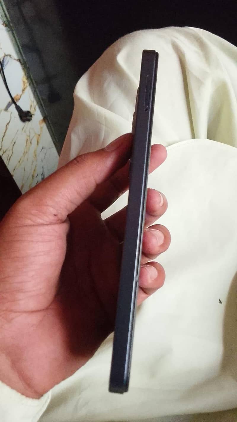 Tecno Spark 20 2