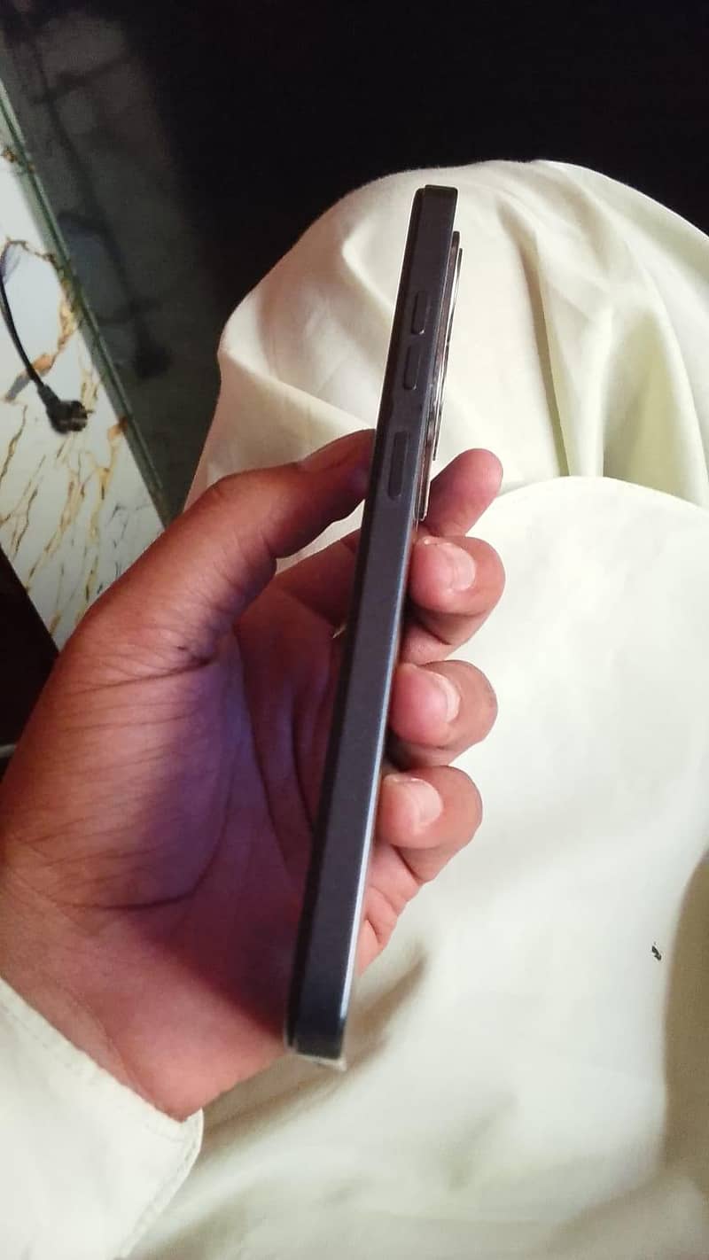 Tecno Spark 20 5