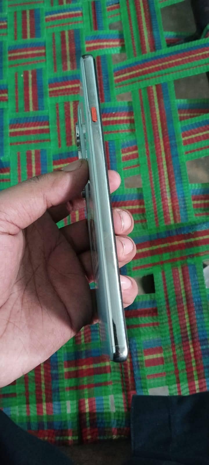 Tecno CAMON 40 2
