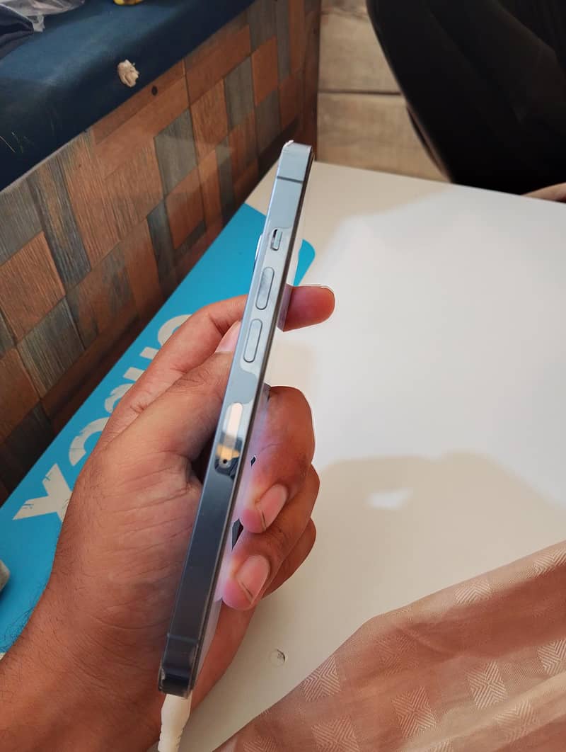Apple iPhone 13 Pro 0