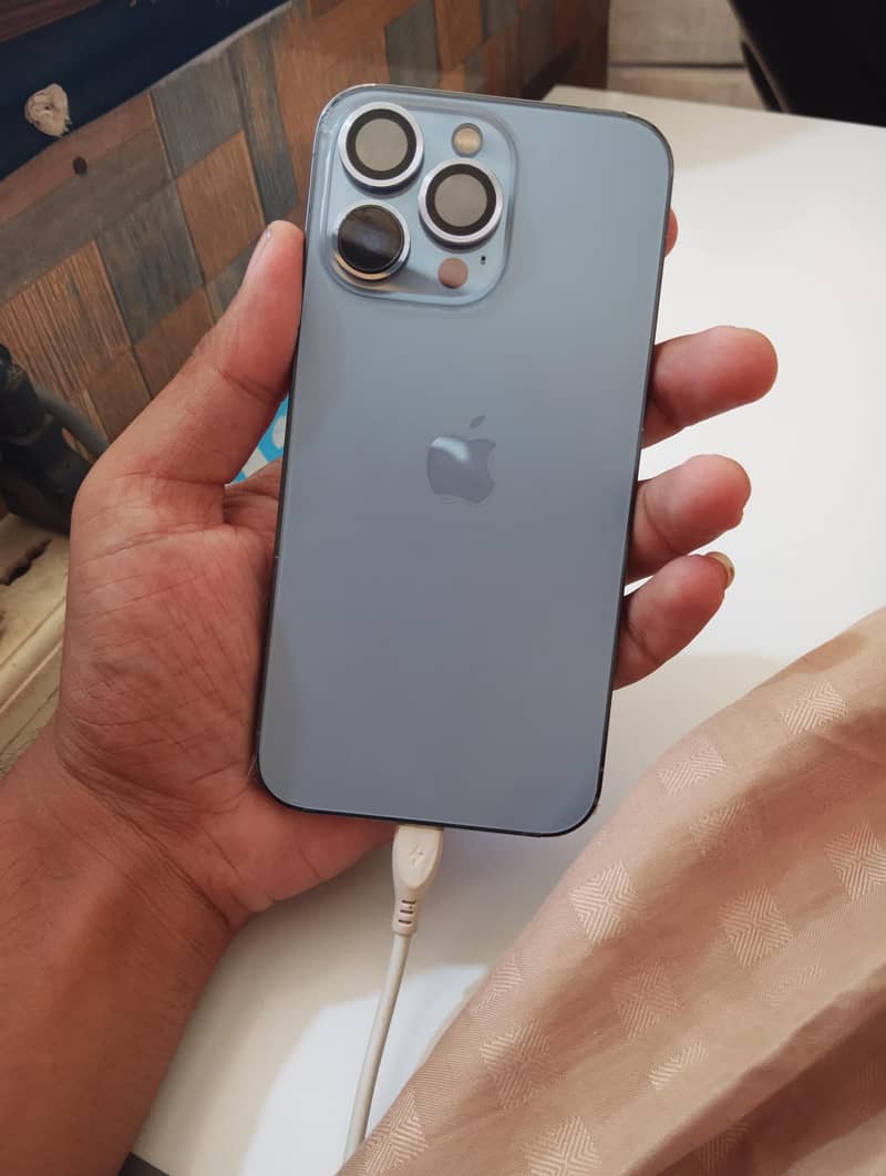 Apple iPhone 13 Pro 6