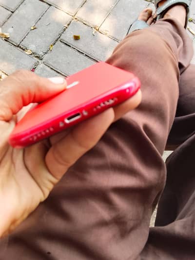 Apple iPhone XR