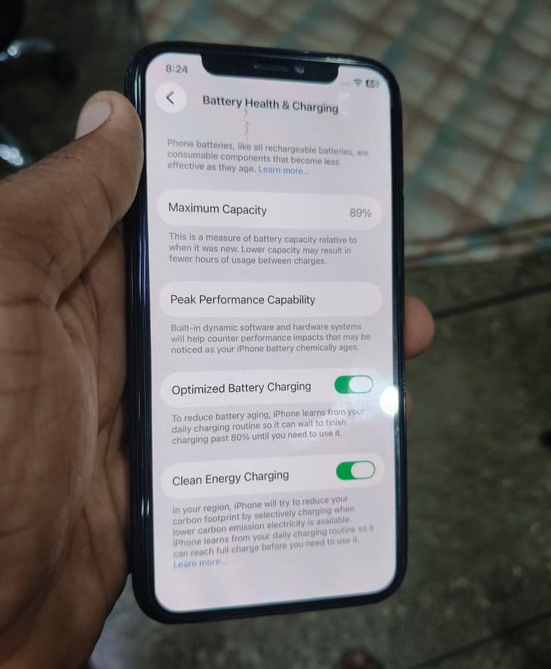 Apple iPhone 11 Pro 4