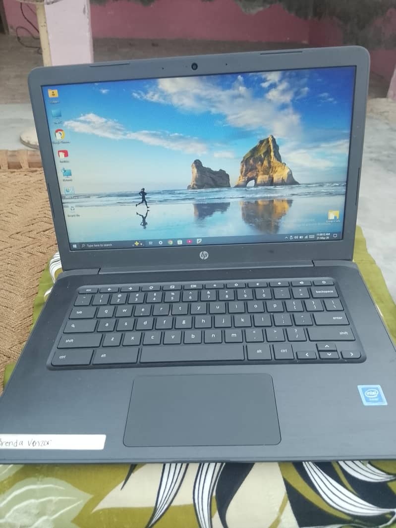 Chromebook 0