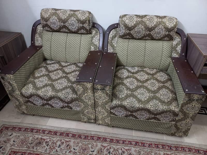 used sofa 0