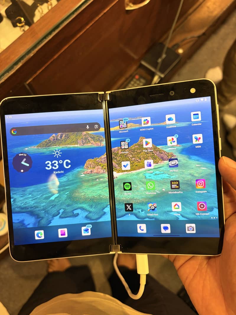 Microsoft Surface Duo 2