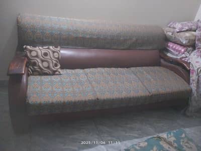Used 5 seater sofa set- strong wood structure - reasonable price