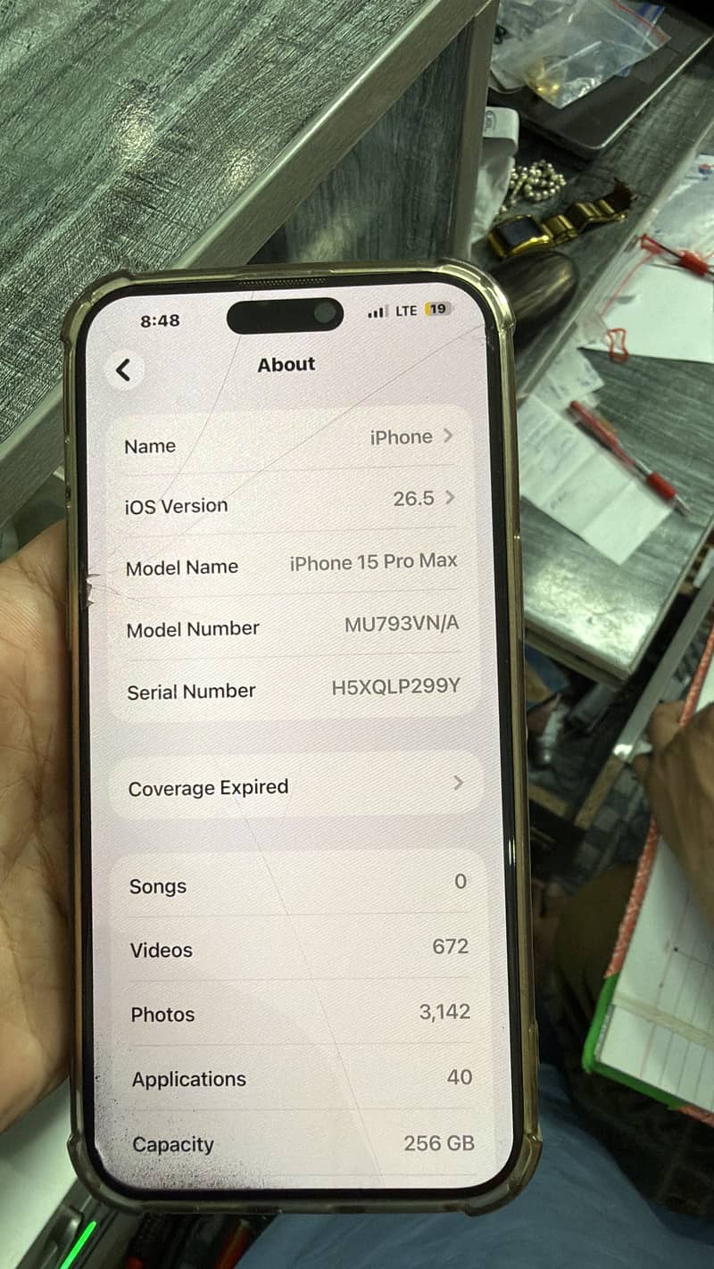 Apple iPhone 15 Pro Max 2