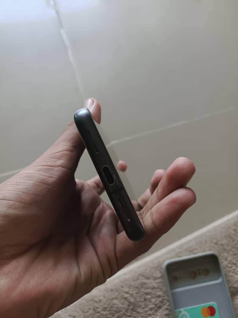 Google Pixel 8 1