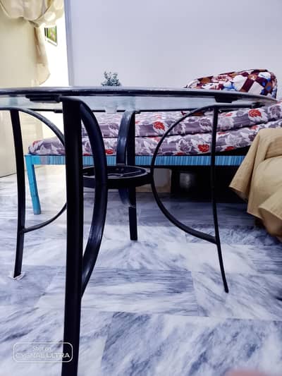 4 person dining table