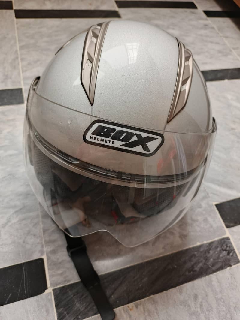 Box helmet 4