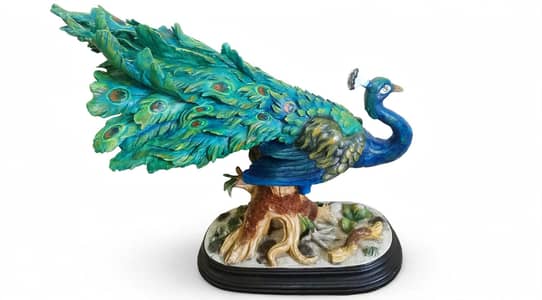 peacock statue