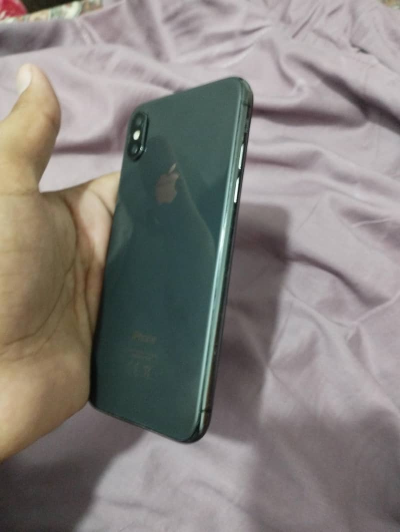 IPhone x 4