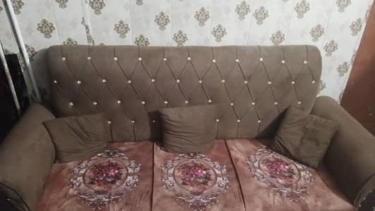 5 seeter sofa