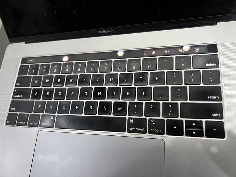 mackbook pro 2017 1