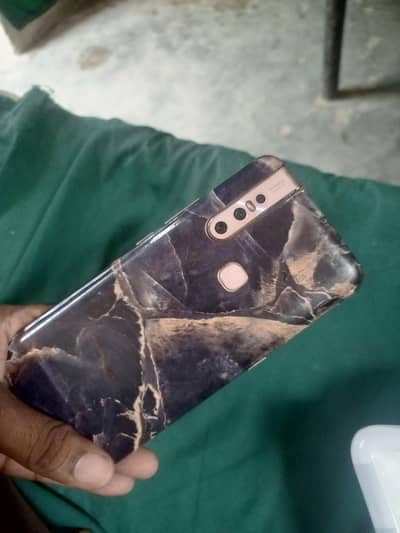 Vivo V15