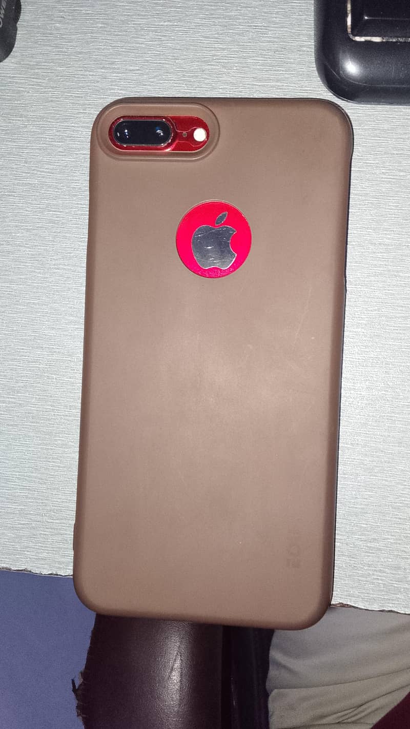 Apple iPhone 7 Plus 0