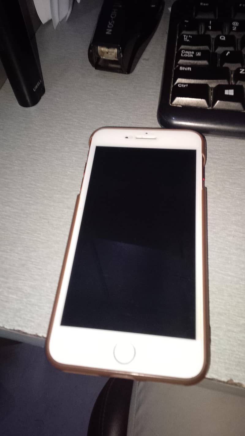 Apple iPhone 7 Plus 2