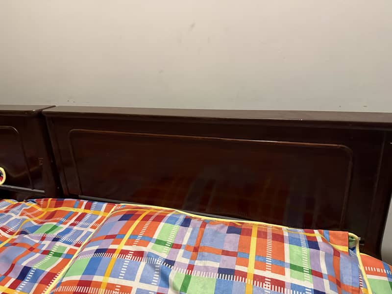 2 single bed (Without Mattress) 1