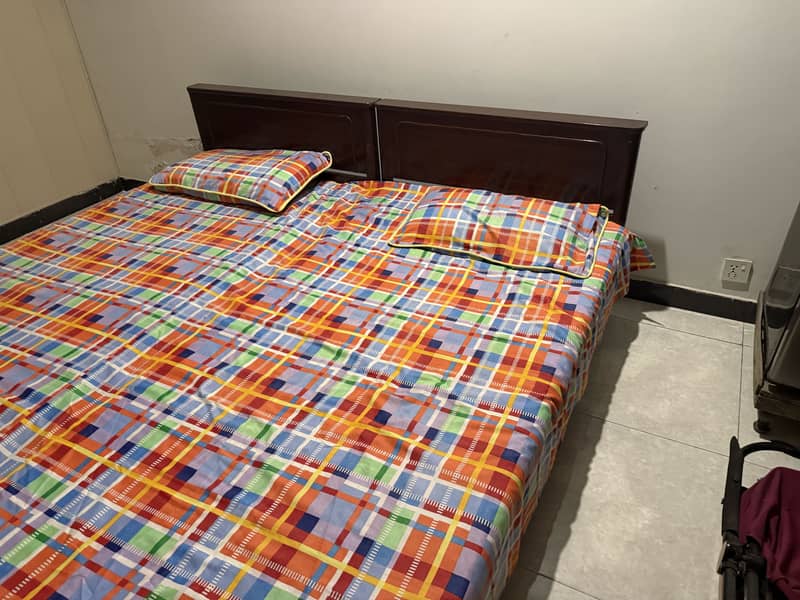 2 single bed (Without Mattress) 2