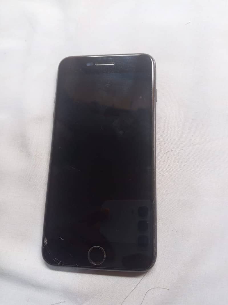 Apple iPhone 8 Plus 1