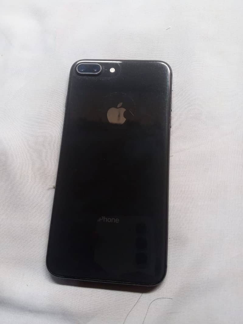 Apple iPhone 8 Plus 7