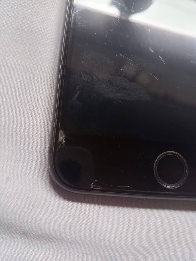 Apple iPhone 8 Plus 8