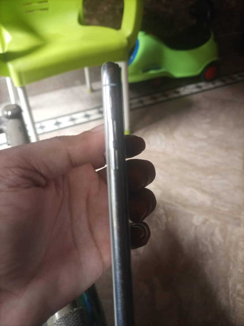 Apple iPhone X 1