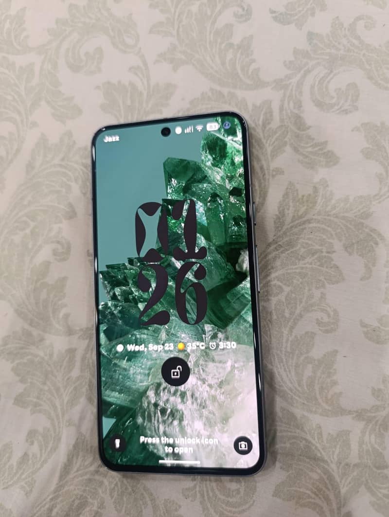 Google Pixel 8 2
