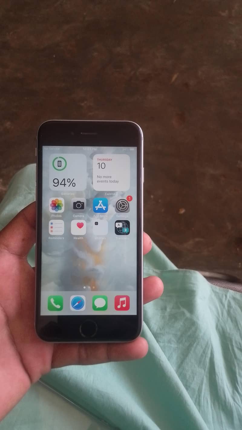 Apple iPhone 6S 1
