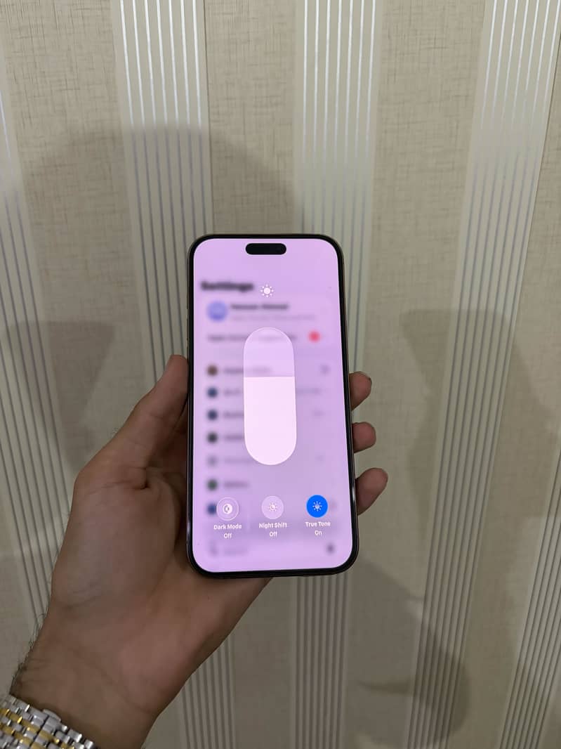 Apple iPhone 16 Pro Max 5