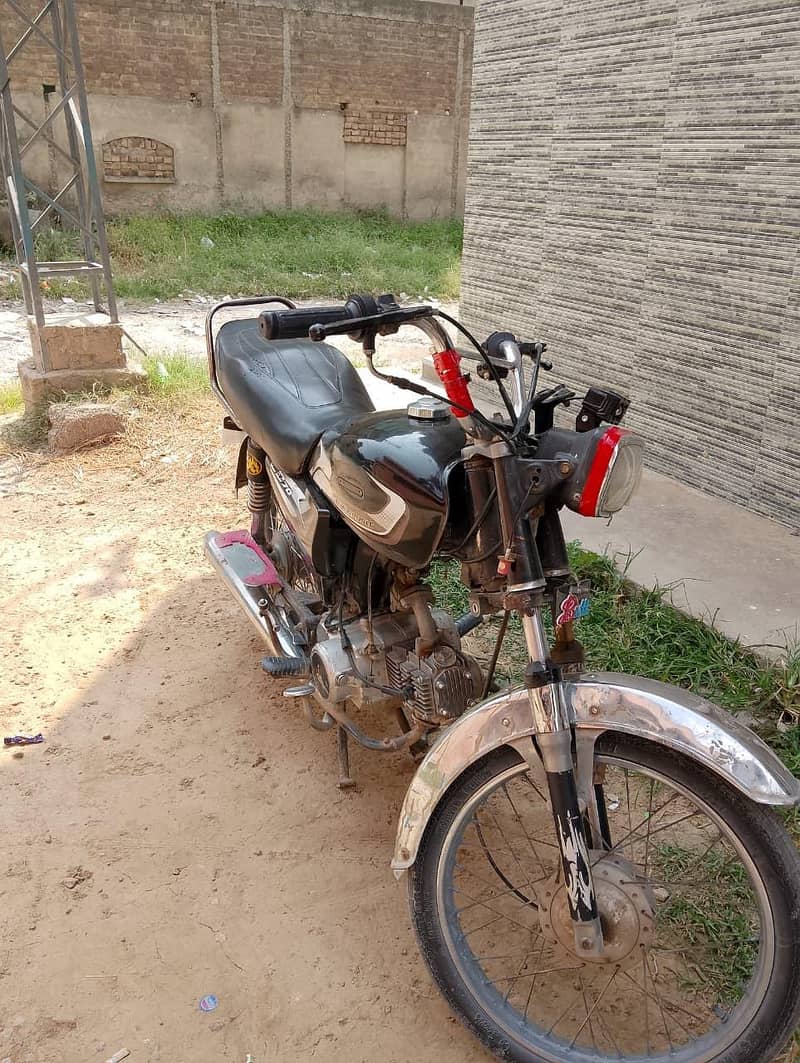 HONDA CD70 MODEL 2012 1