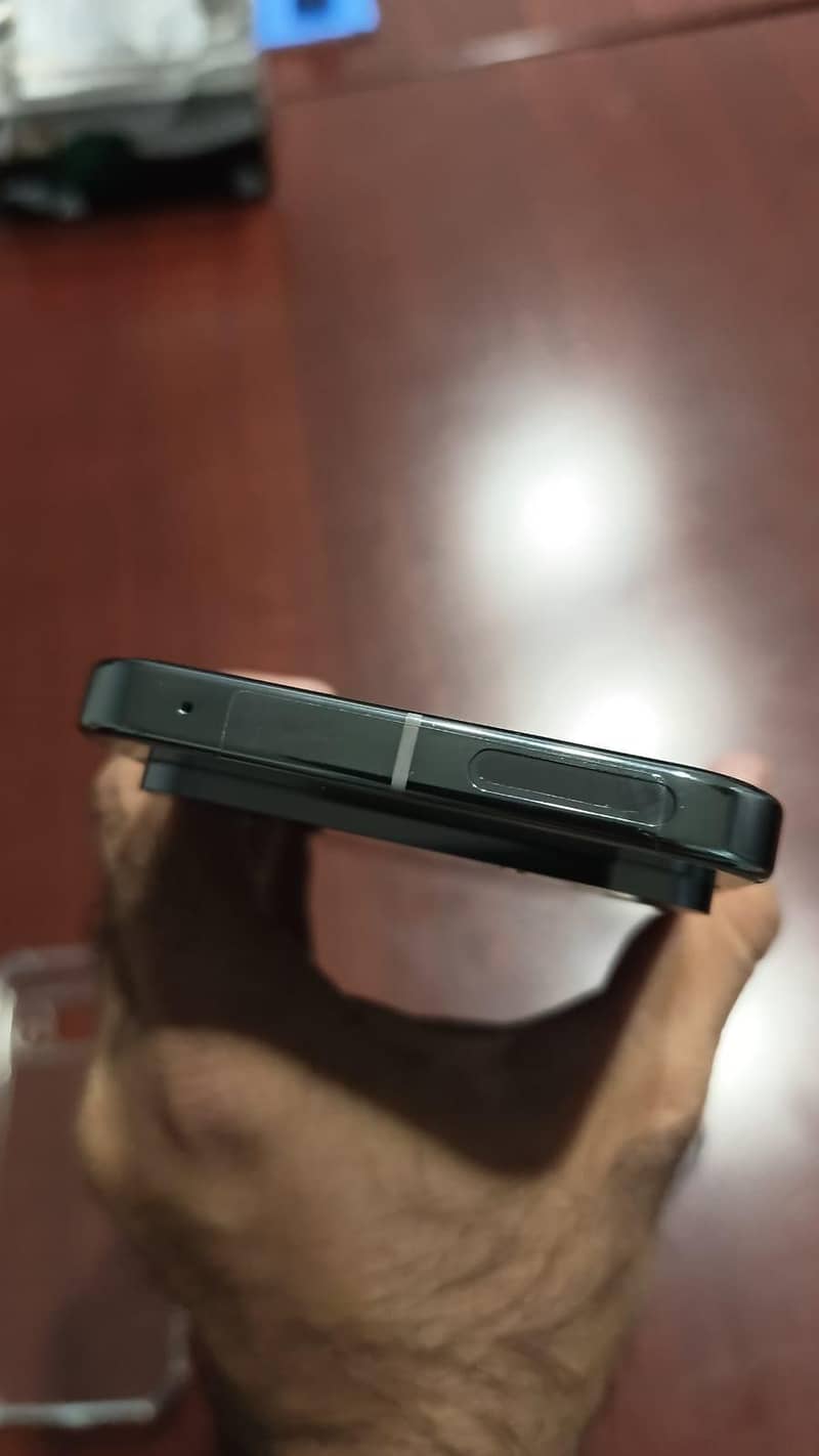 Google Pixel 9 Pro XL | Neither open nor repaired 1