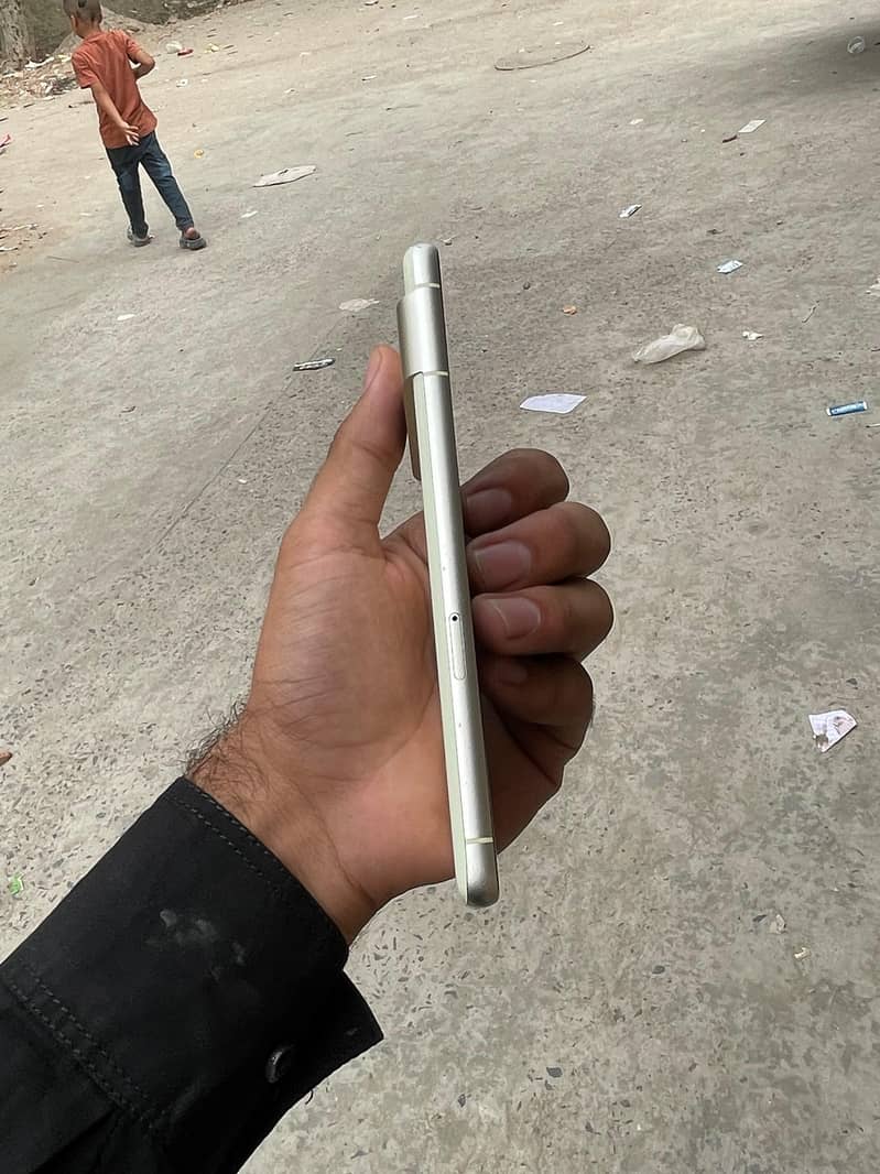 GOOGLE PIXEL 7 5