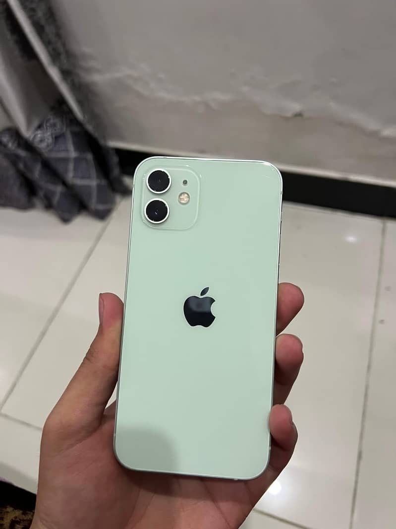 Apple iPhone 12 0