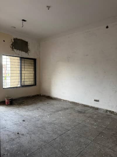 Upper Portion Available For Rent office . In New Abadi Harbanspura