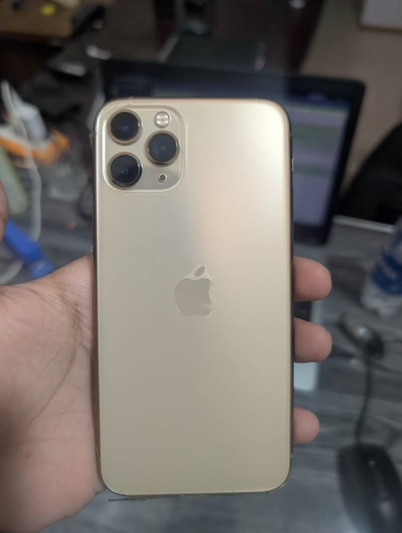 Apple iPhone 11 Pro 1
