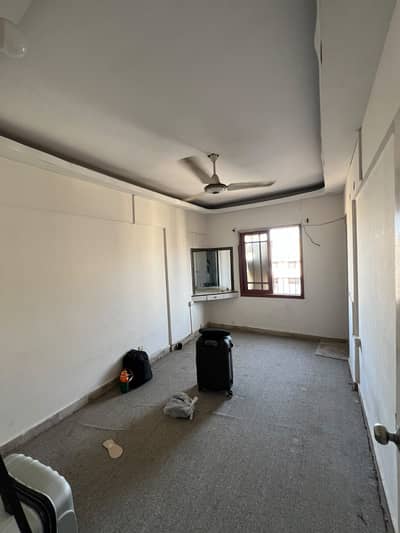 Studio apartment for rent 2 bed lounge 500 sq feet badar commercial dha phase 5 Karachi