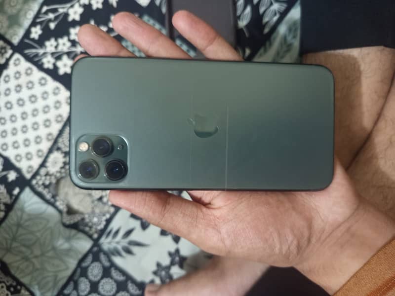 Apple iPhone 11 Pro Max 3