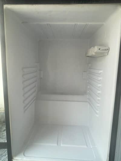 Dawlance refrigerator medium size